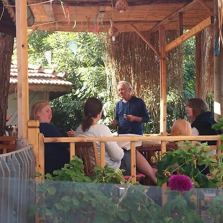 Rezort Yuva Eco Holiday Yoga Retreat